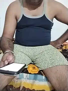 Snapshot of Desi_Londa_143 chatting on 06/29/26, 04:39 Desi Londa 143 online show from 06/29/26, 04:39