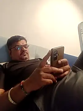 Desi Londa 143 online show from 10/27/25, 01:56