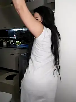 hot-babygirl online show from 03/04/26, 09:11