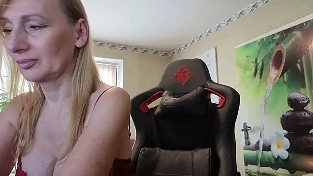 HotLana69 online show from 05/08/26, 12:53