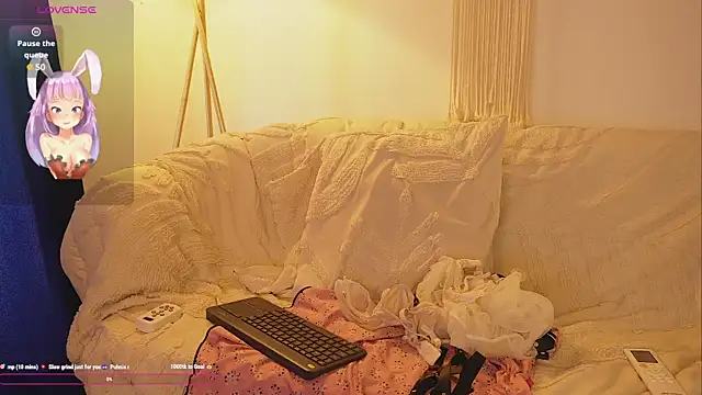 bunnycuteshy online show from 10/23/25, 03:00