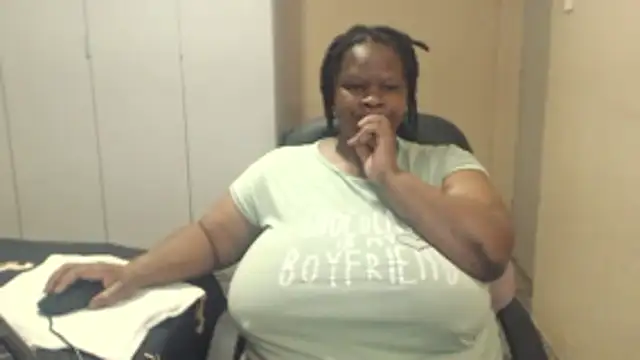 sweetnoziexx online show from 10/25/25, 05:13