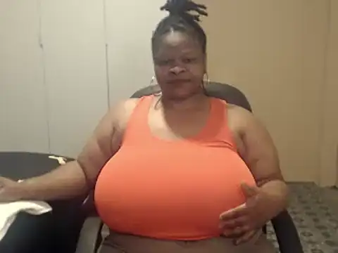 sweetnoziexx online show from 11/02/25, 12:37