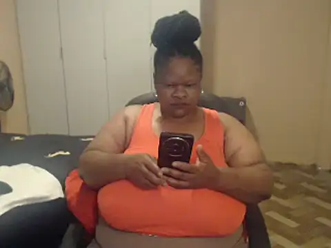 sweetnoziexx online show from 03/25/26, 07:08