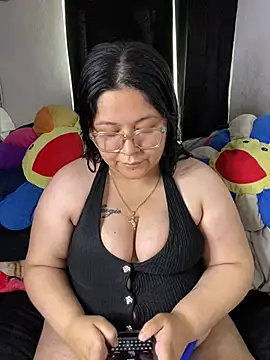 Snapshot of MsConejitaa chatting on 06/26/26, 05:08 MsConejitaa online show from 06/26/26, 05:08