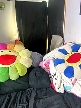 MsConejitaa online show from 12/01/25, 05:47