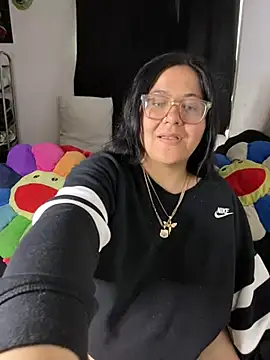 MsConejitaa online show from 04/18/26, 07:07
