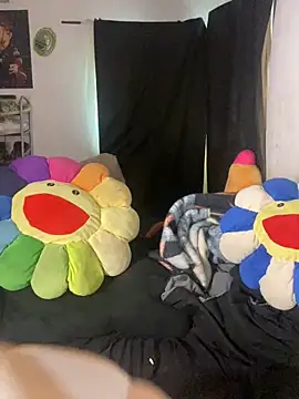 MsConejitaa online show from 10/27/25, 04:41