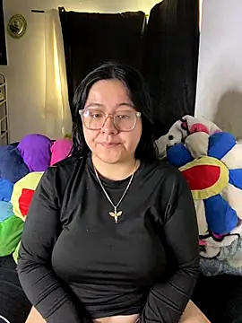 MsConejitaa online show from 12/05/25, 03:43