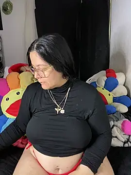 MsConejitaa online show from 05/01/26, 04:01