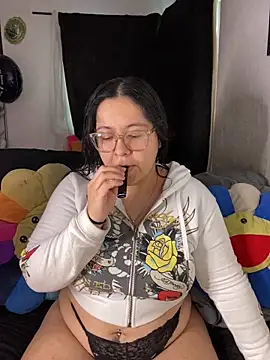 MsConejitaa online show from 11/24/25, 04:40