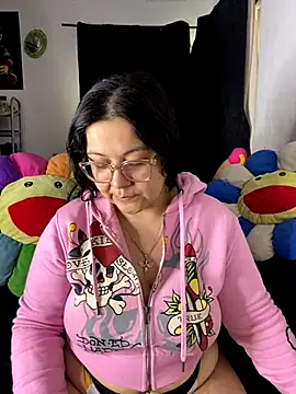 MsConejitaa online show from 11/05/25, 05:49