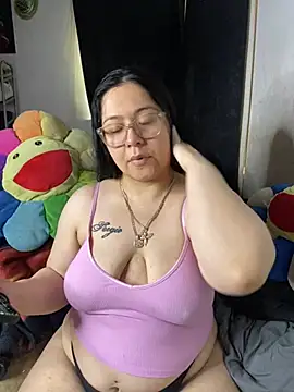 MsConejitaa online show from 03/23/26, 05:13