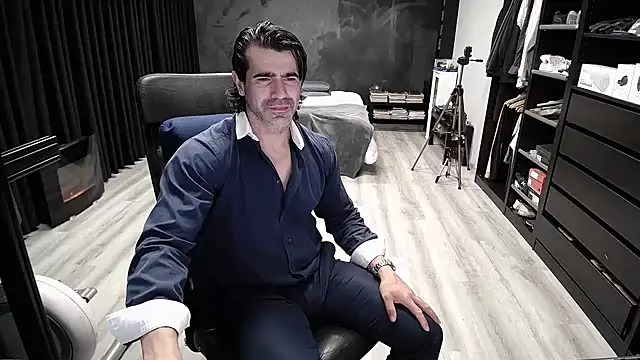 samricci21 online show from 03/06/26, 09:32