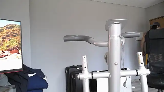 samricci21 online show from 12/19/25, 10:17