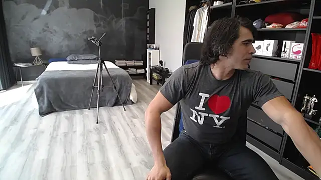 samricci21 online show from 03/10/26, 01:04