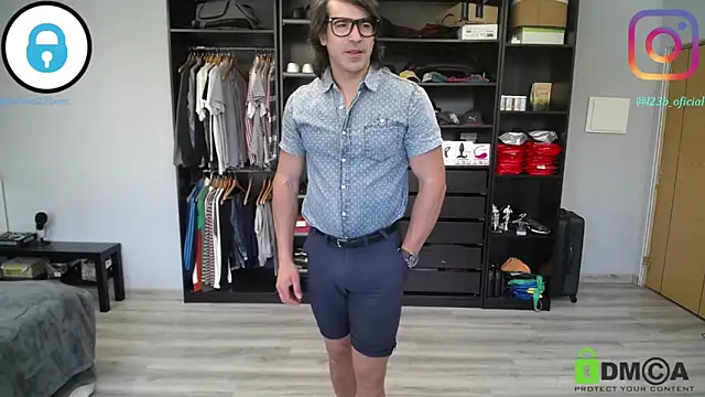 samricci21 online show from 04/09/26, 10:43