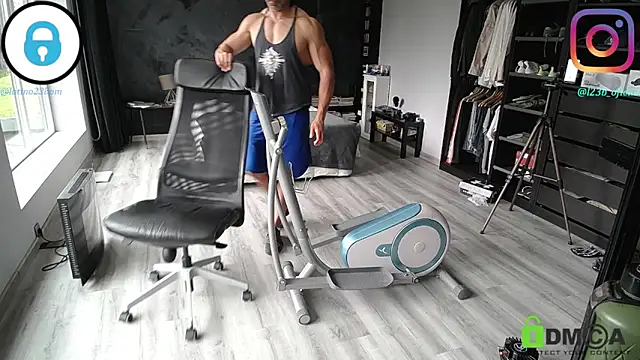 samricci21 online show from 03/20/26, 10:05