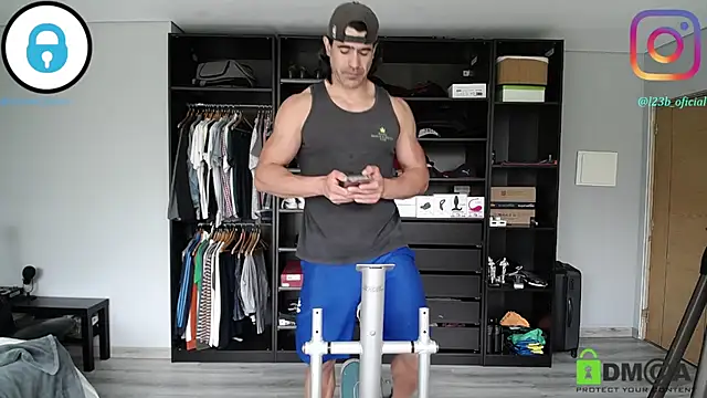 samricci21 online show from 04/07/26, 08:27