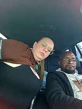 Snapshot of Melissa1994- chatting on 04/04/26, 05:52 Melissa1994- online show from 04/04/26, 05:52