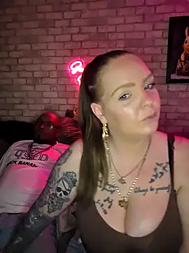 Snapshot of Melissa1994- chatting on 03/13/26, 10:26 Melissa1994- online show from 03/13/26, 10:26