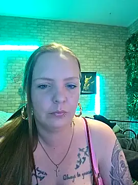 Snapshot of Melissa1994- chatting on 05/09/26, 11:30 Melissa1994- online show from 05/09/26, 11:30