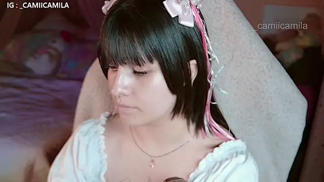 Snapshot of Renooh chatting on 12/16/25, 02:16 Renooh online show from 12/16/25, 02:16