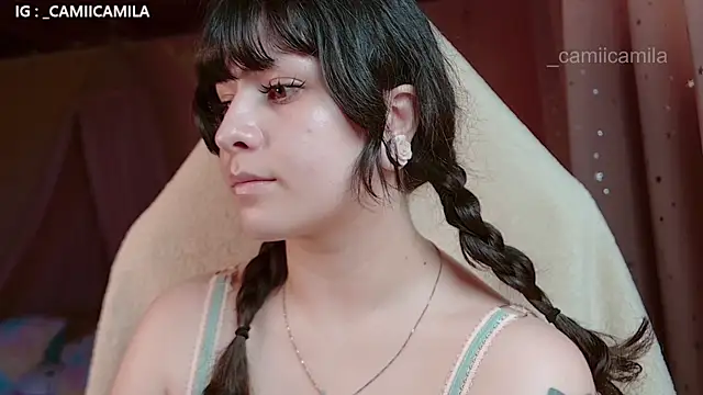 Snapshot of Renooh chatting on 11/23/25, 01:04 Renooh online show from 11/23/25, 01:04