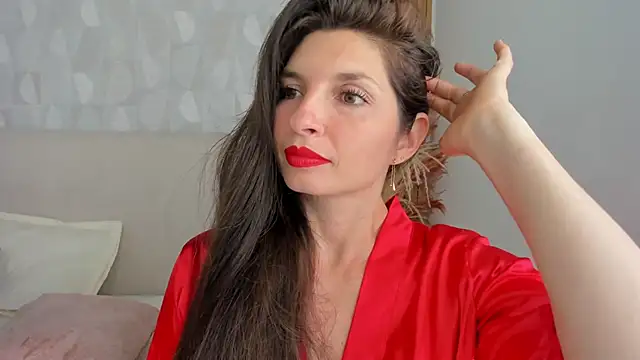 Azahara Amin  online show from 11/22/25, 03:22