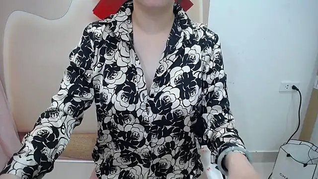 Leiershery online show from 10/09/25, 01:17