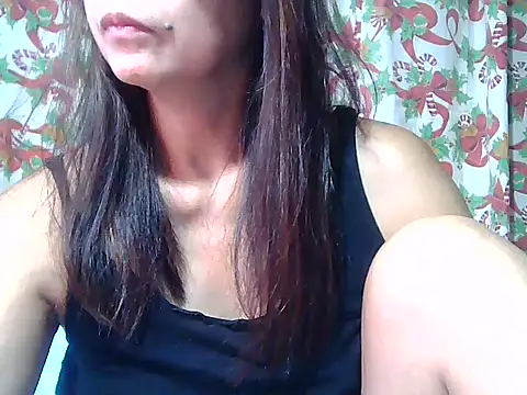 urwife tobe online show from 12/20/25, 06:33