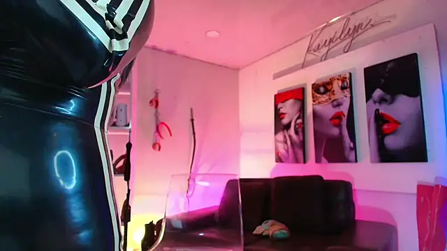 kayilyn online show from 05/15/26, 12:03