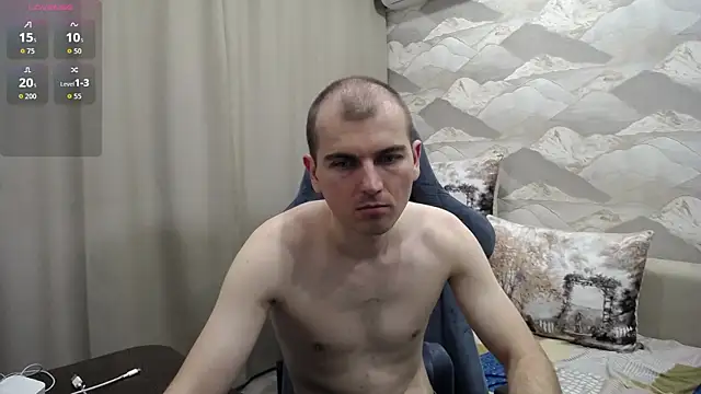 Snapshot of SerzhKorol1 chatting on 06/23/26, 12:47 SerzhKorol1 online show from 06/23/26, 12:47
