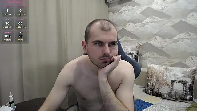 Snapshot of SerzhKorol1 chatting on 06/21/26, 12:11 SerzhKorol1 online show from 06/21/26, 12:11