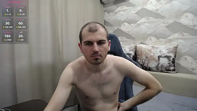 Snapshot of SerzhKorol1 chatting on 07/04/26, 10:32 SerzhKorol1 online show from 07/04/26, 10:32