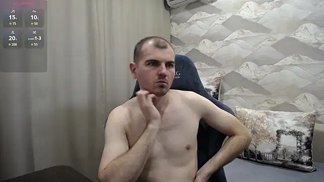 Snapshot of SerzhKorol1 chatting on 07/13/26, 10:03 SerzhKorol1 online show from 07/13/26, 10:03