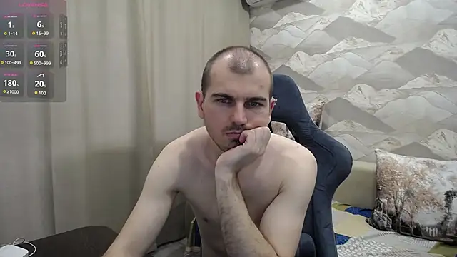 Snapshot of SerzhKorol1 chatting on 06/20/26, 11:37 SerzhKorol1 online show from 06/20/26, 11:37