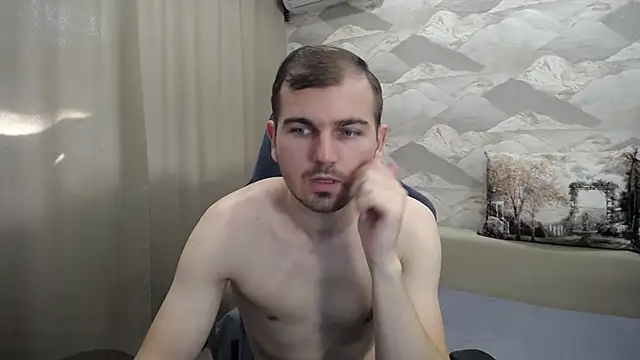 SerzhKorol1 online show from 10/31/25, 07:49