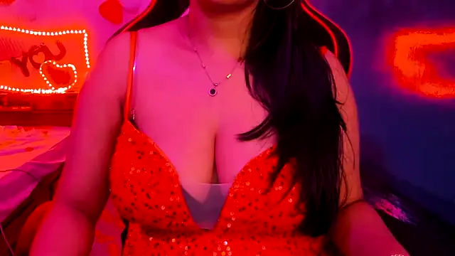 Snapshot of South_indian_tickly chatting on 02/14/25, 04:15 South indian tickly online show from 02/14/25, 04:15