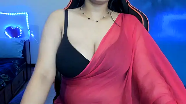 Snapshot of South_indian_tickly chatting on 02/10/25, 12:30 South indian tickly online show from 02/10/25, 12:30