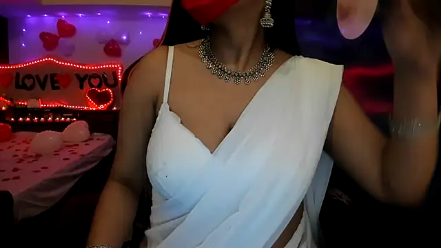 Snapshot of South_indian_tickly chatting on 02/10/25, 09:47 South indian tickly online show from 02/10/25, 09:47