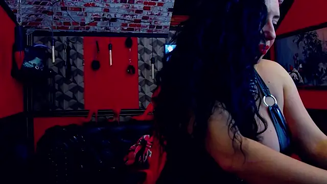 DommeBellatrix online show from 02/16/25, 04:42