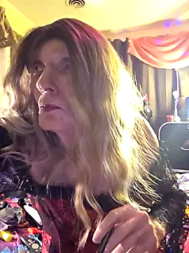 Vonniecd online show from 10/15/25, 02:21