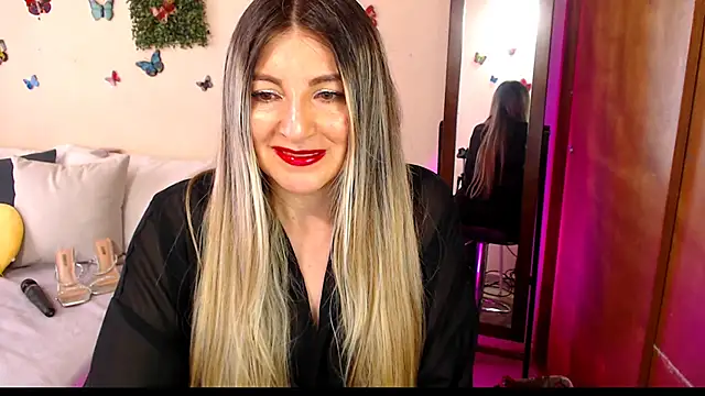 Snapshot of Jolie-Mature chatting on 04/17/26, 09:28 Jolie-Mature online show from 04/17/26, 09:28