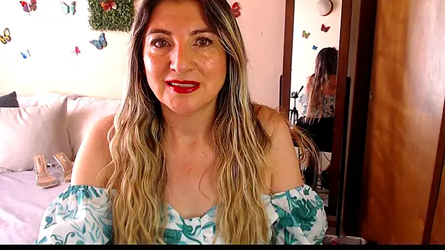 Jolie-Mature online show from 04/09/26, 07:53