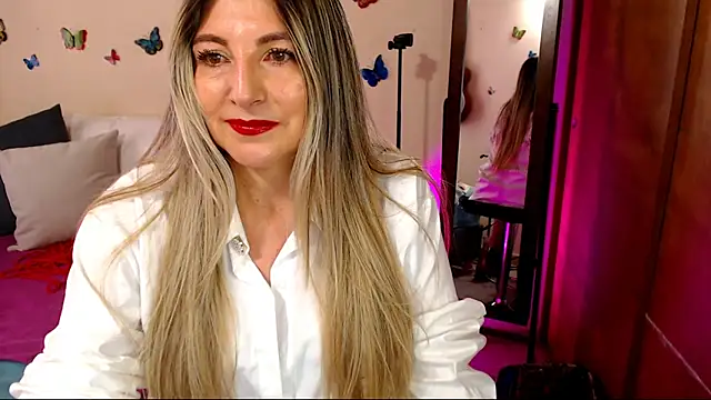 Jolie-Mature online show from 03/10/26, 08:46