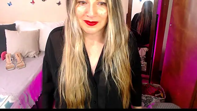 Jolie-Mature online show from 04/07/26, 10:33