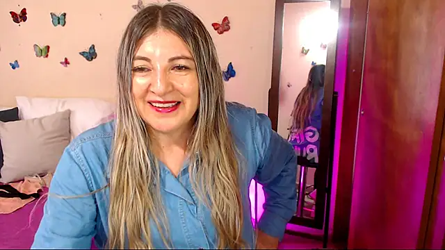 Jolie-Mature online show from 02/22/26, 10:44