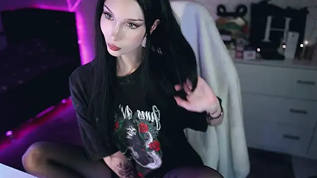  Uindi  online show from 12/09/24, 07:39