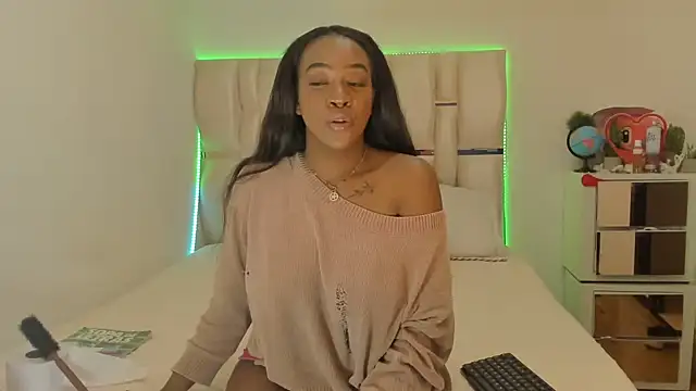 viioolleettaa online show from 12/22/24, 06:17